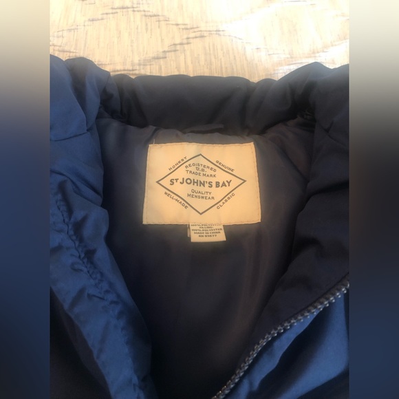 St.John’s Bay Puffer Vest - Picture 2 of 4